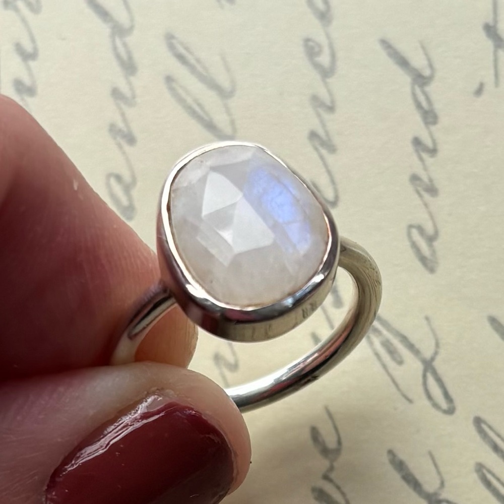 Modern Sterling Silver Faceted Moonstone Ring Size 7